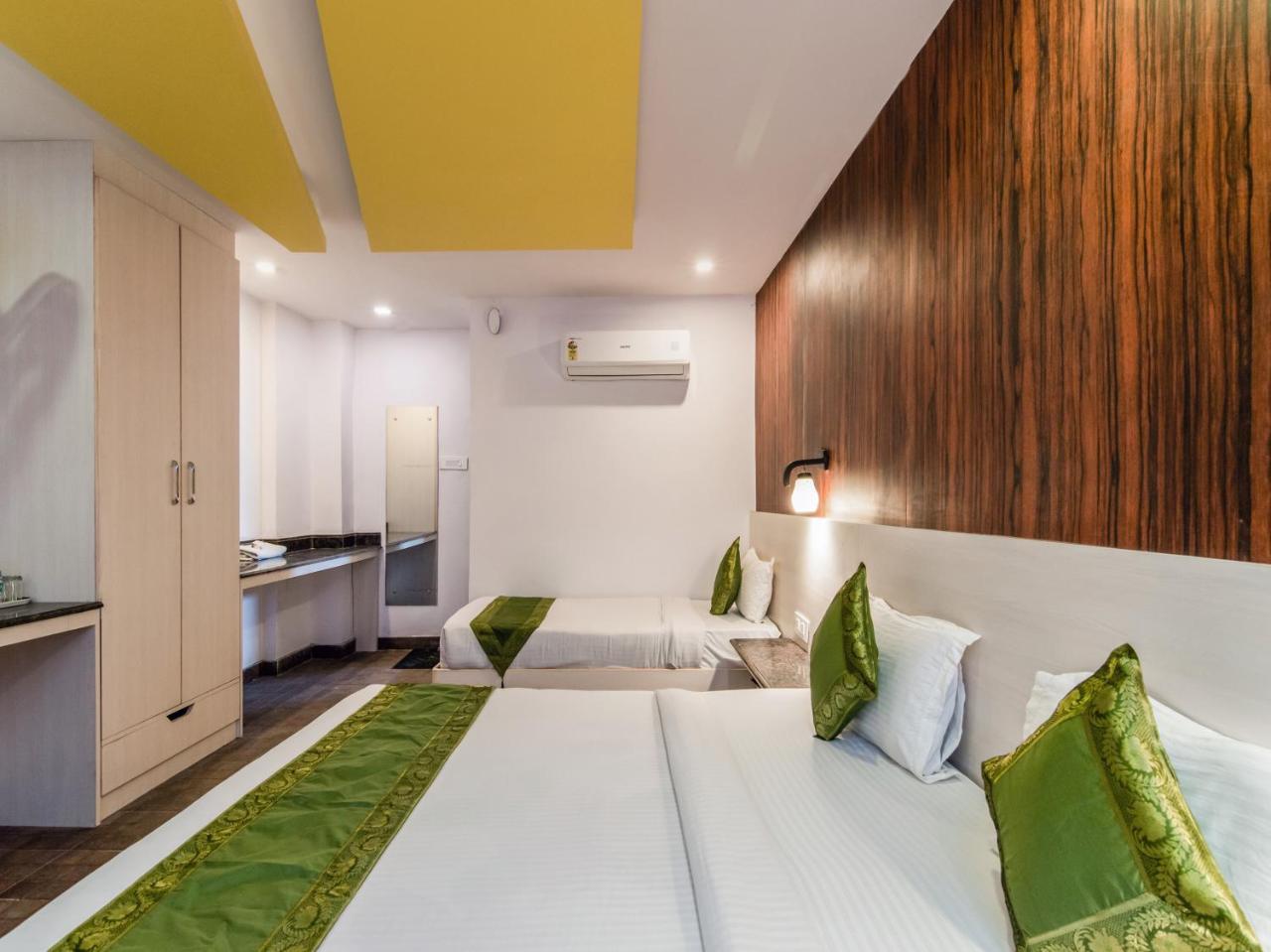 Citi Club Otel Kanpur Dış mekan fotoğraf